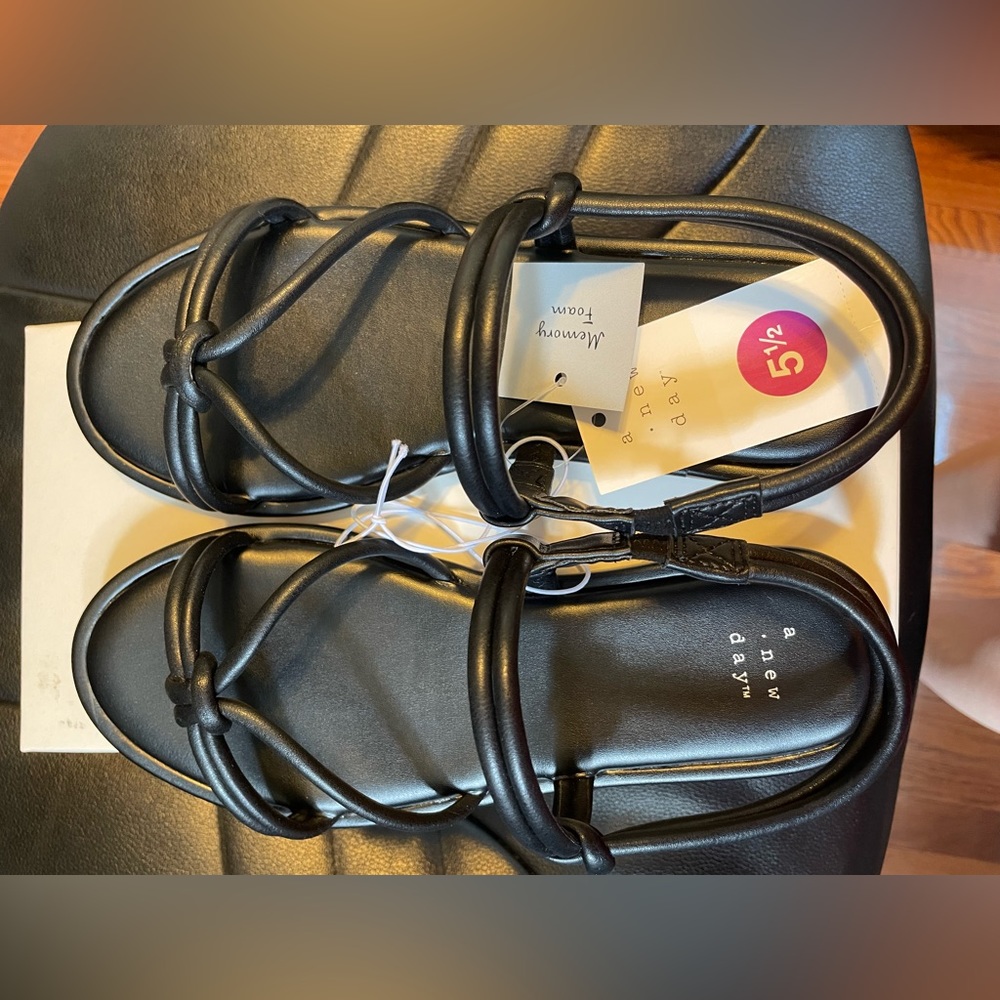 A New Day Lara Sandals NIB - Picture 7 of 10